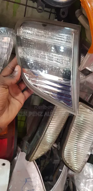 Toyota Blade Taillamp Reflectors