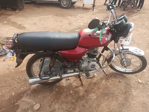 Bajaj Boxer 2022 Red