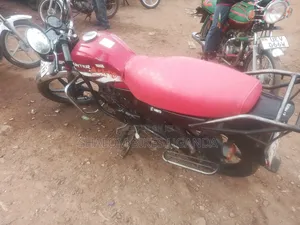 Hero Hunter 125 2022 Red
