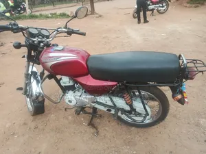 Bajaj Boxer 100 2019 Red