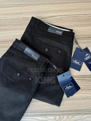 Suy Kaki Pants. Black