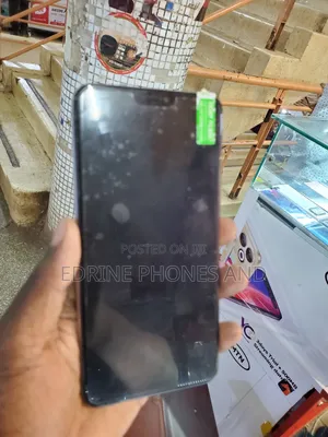 Vivo Y85 64 GB Gold