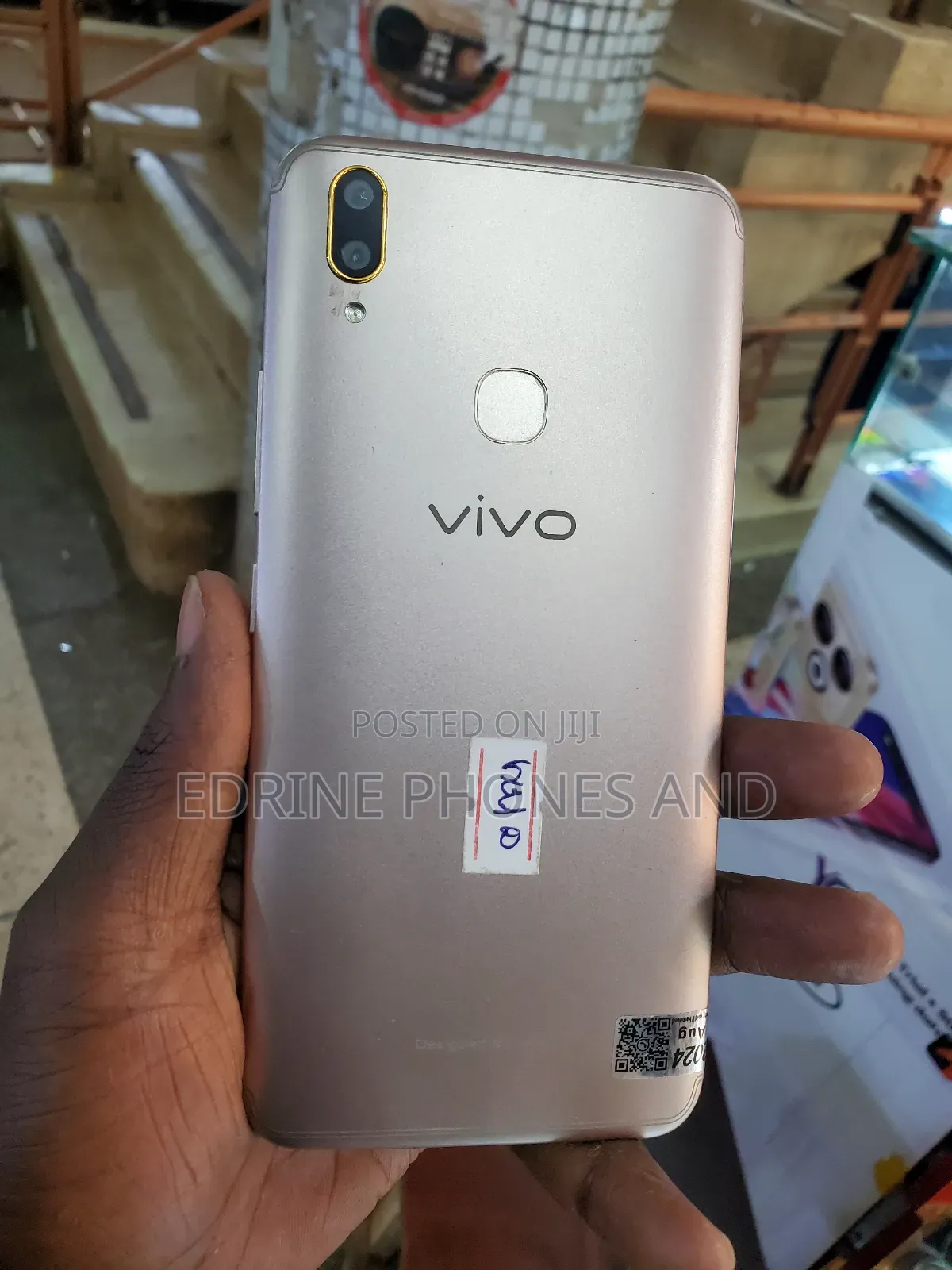 Vivo Y85 64 GB Gold