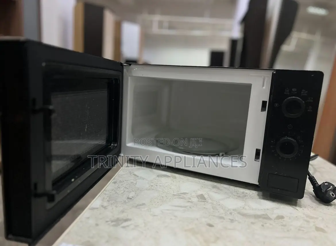 Hotpoint 20L Microwave | MWH101B