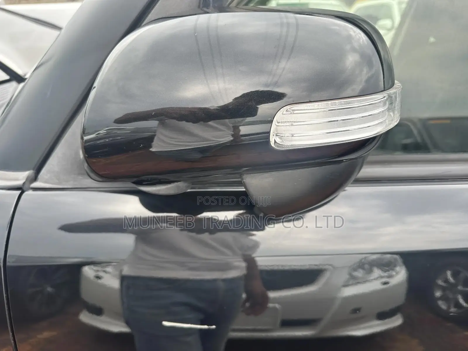 Toyota Corolla Rumion Hatchback 1.5 FWD 2011 Black