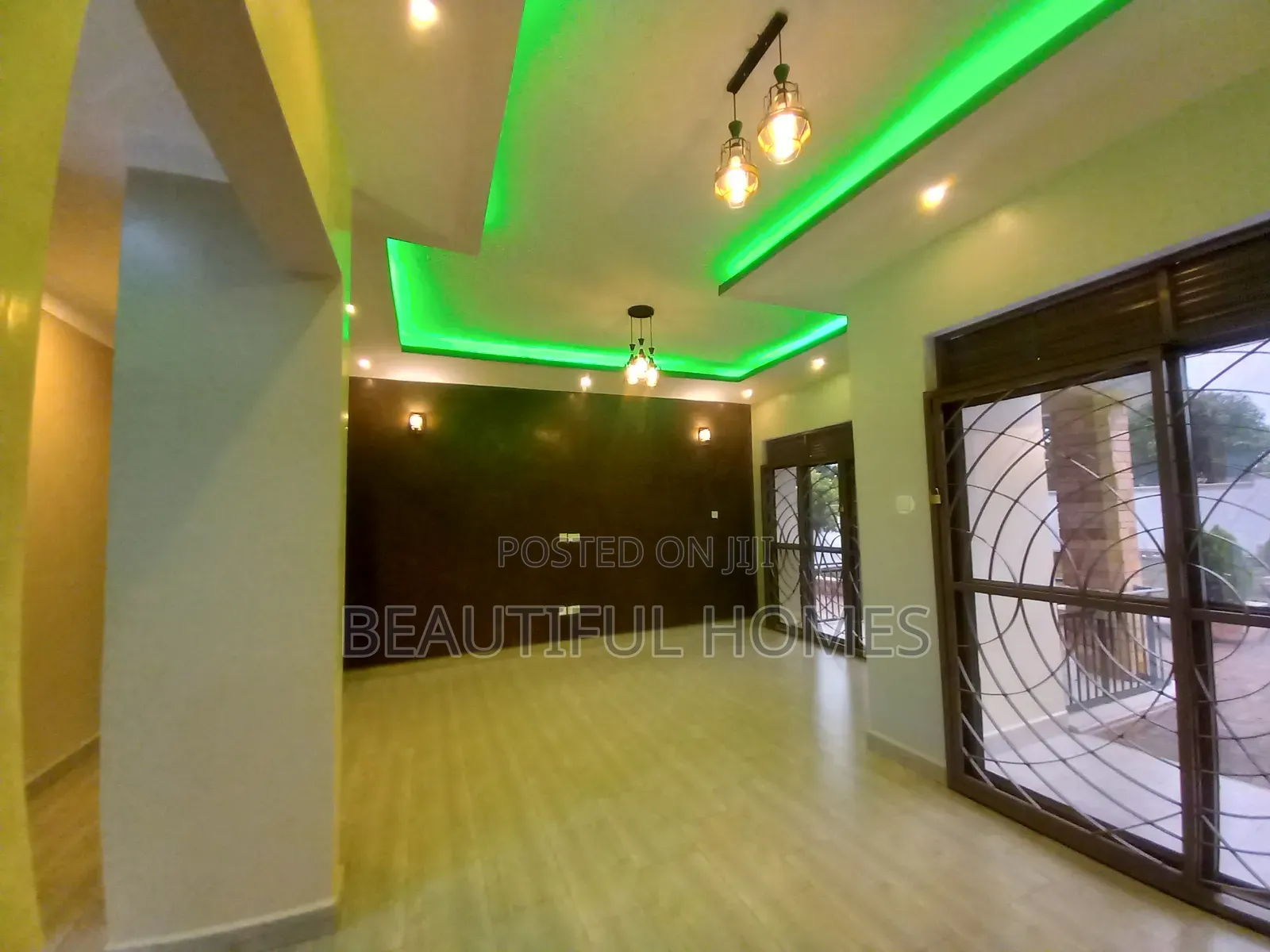 Furnished 4bdrm House in Kira for sale