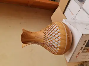 Flower Shaped Humidifier /Light Brown