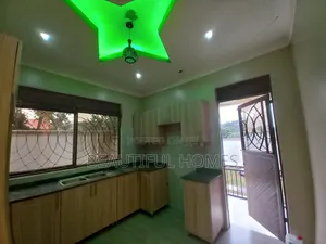 Furnished 4bdrm House in Kira for sale
