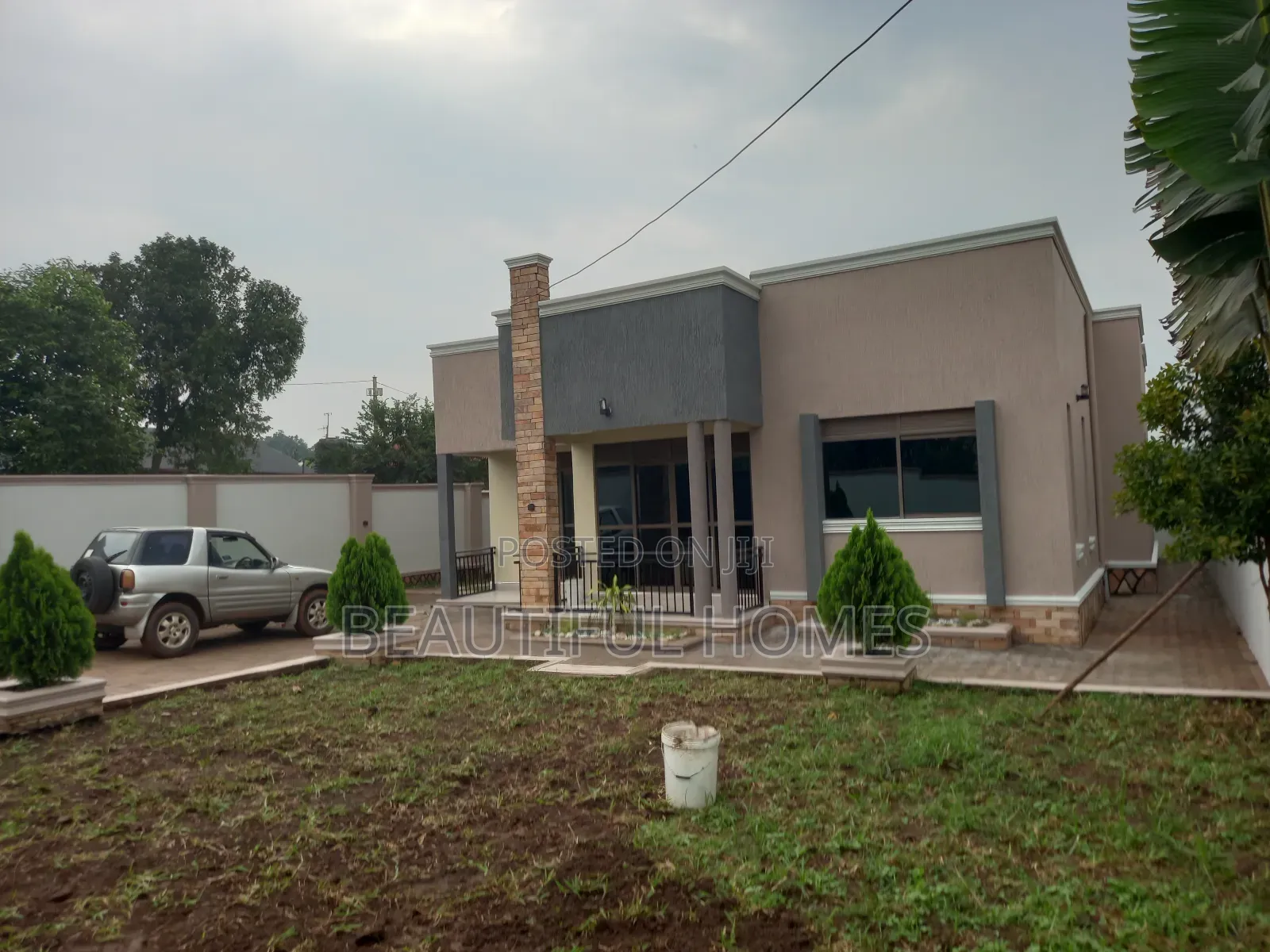 Furnished 4bdrm House in Kira for sale