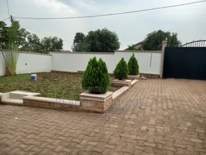 Furnished 4bdrm House in Kira for sale