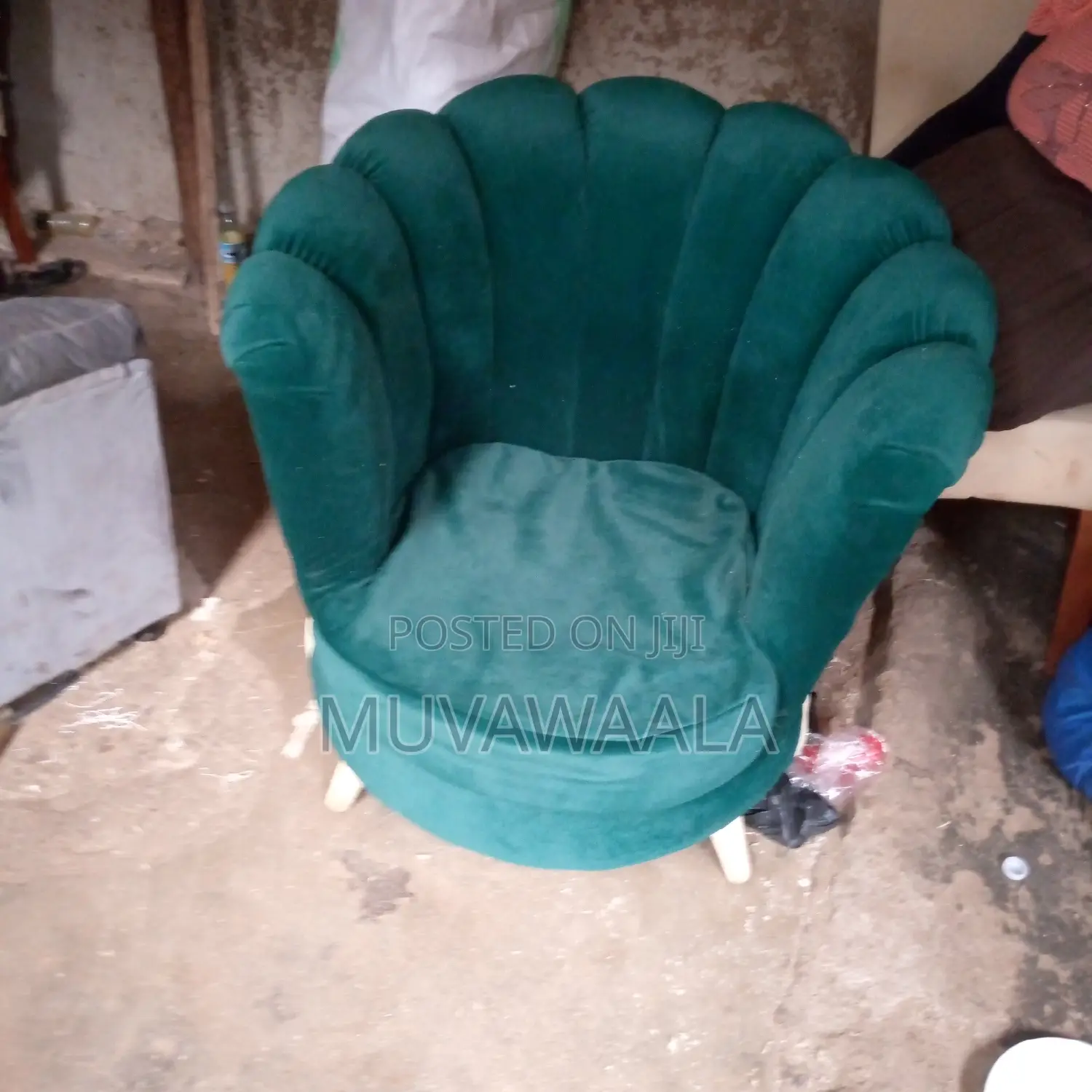 Studio Sofas Single