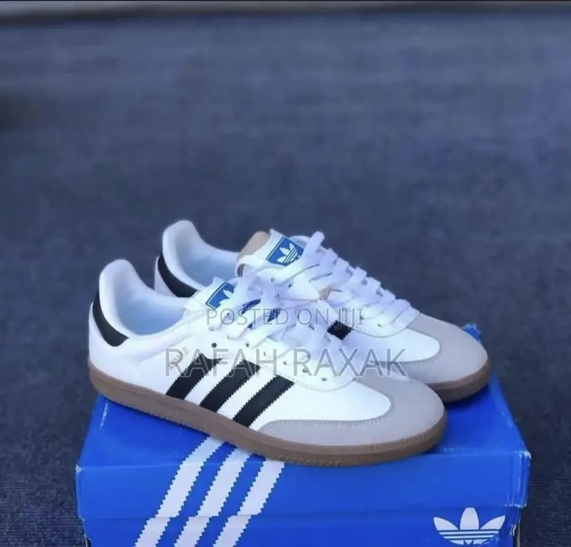 Original Unisex Black/White Adidas Samba Casual Sneakers