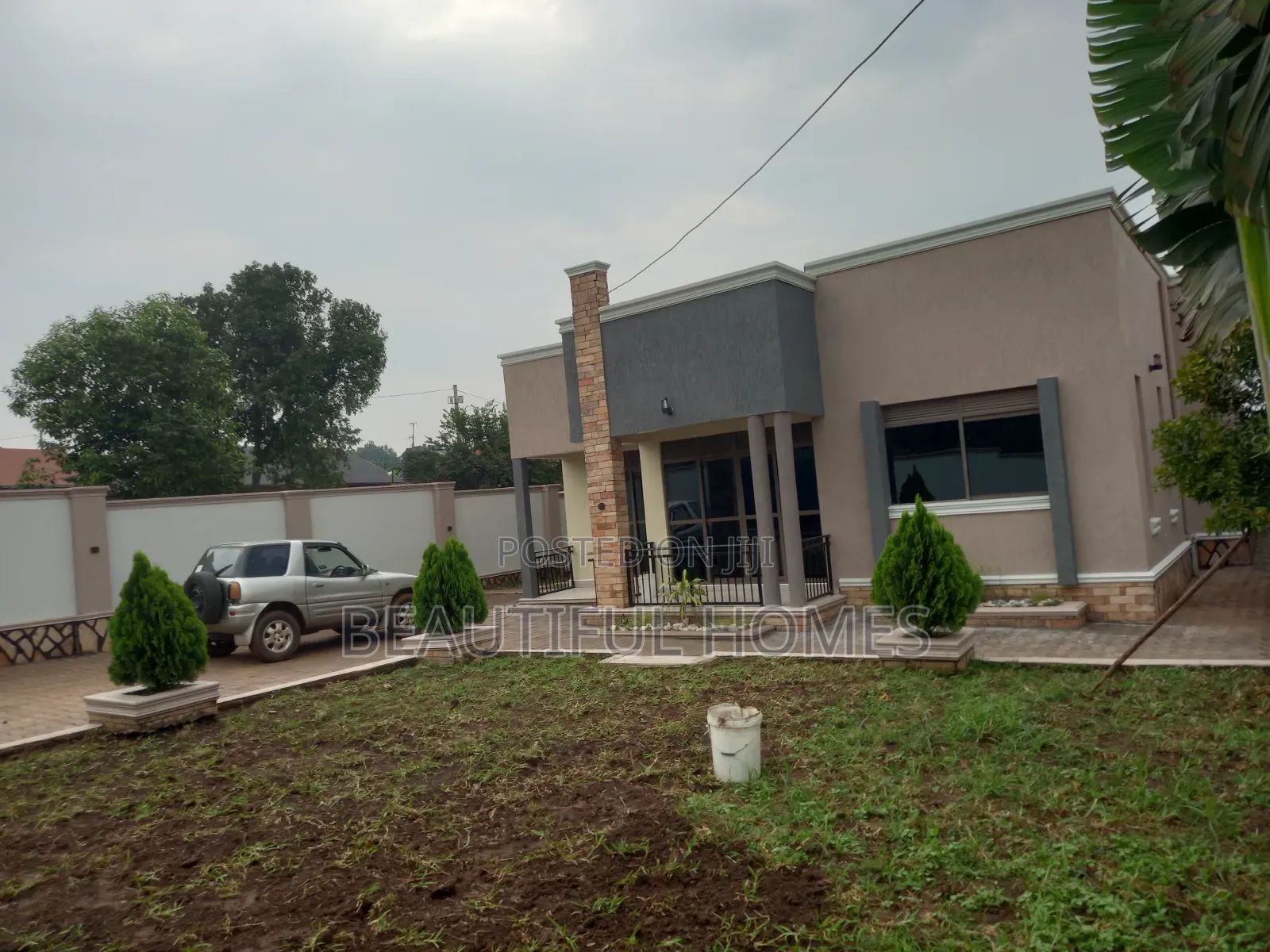 Furnished 4bdrm House in Kira for sale
