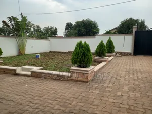 Furnished 4bdrm Bungalow in Kira for sale