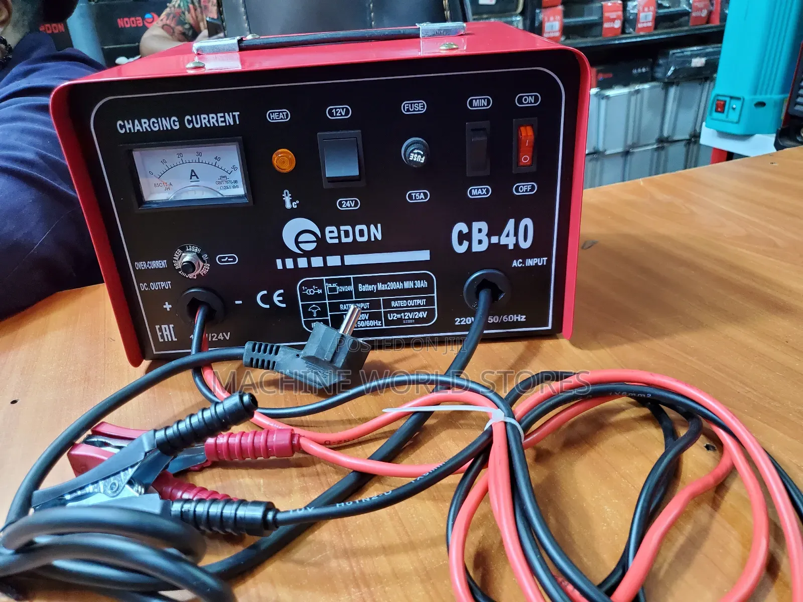 CB-40 Battery Charger Portable