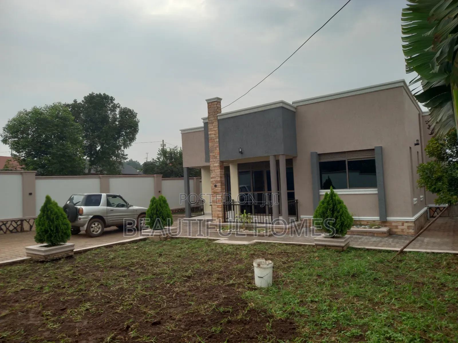 Furnished 4bdrm House in Kira for sale