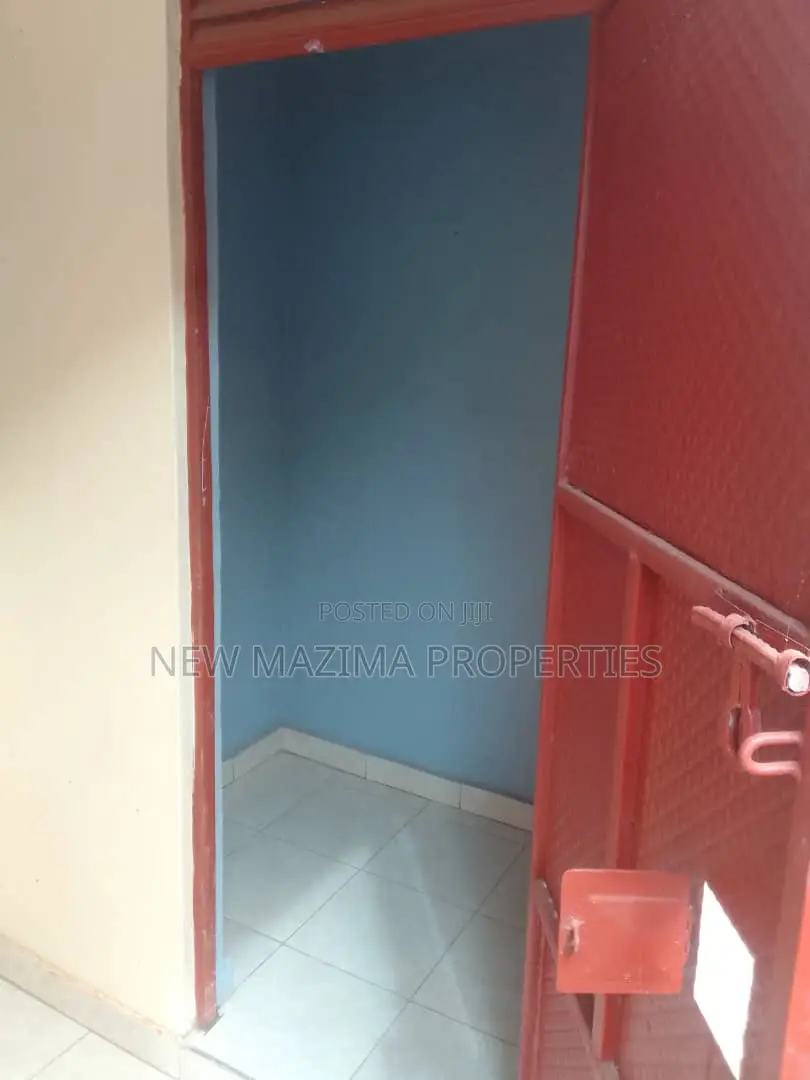 7bdrm House in After Munyonyo On, Division A for sale