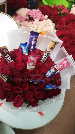 Photo - Flowers Surprises Gifts Chocolates in Red Roses Color Heavy