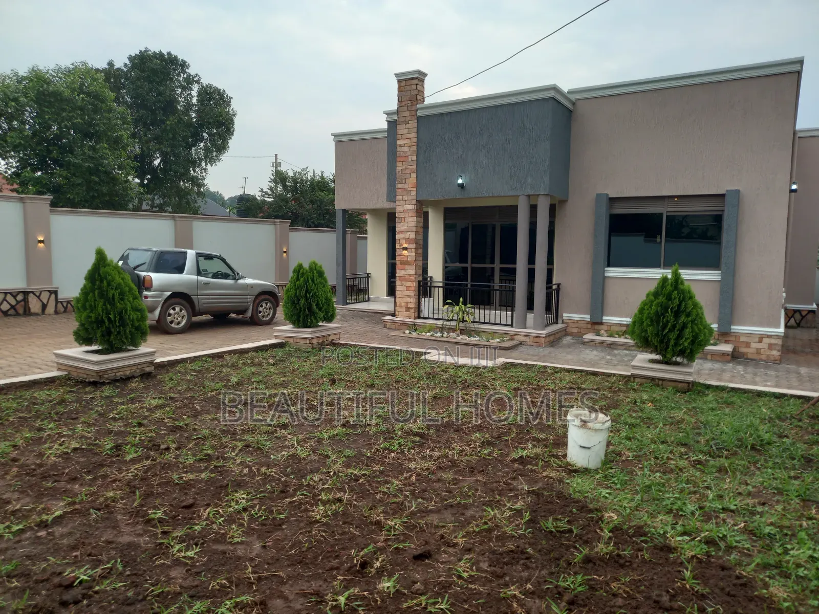 Furnished 4bdrm House in Kira for sale