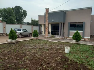 Furnished 4bdrm House in Kira for sale