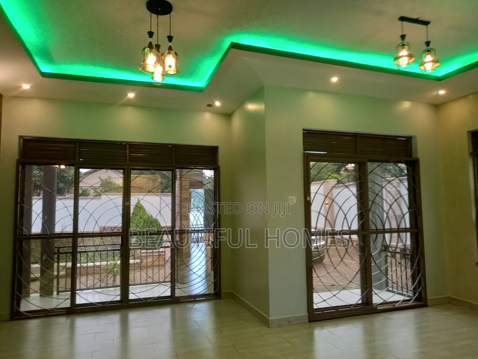 Furnished 4bdrm House in Kira for sale