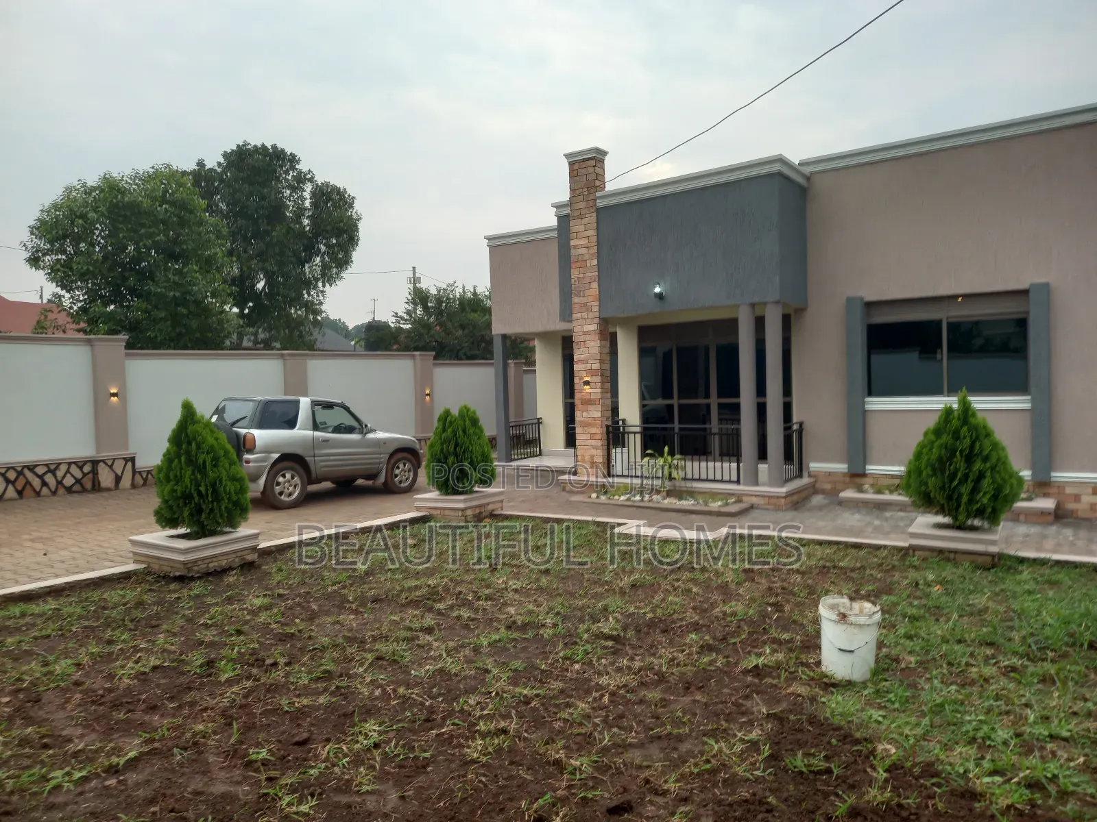 Furnished 4bdrm House in Kira for sale