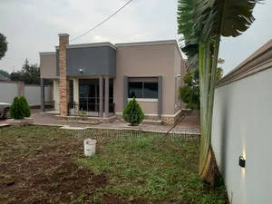 Furnished 4bdrm Bungalow in Kira for sale