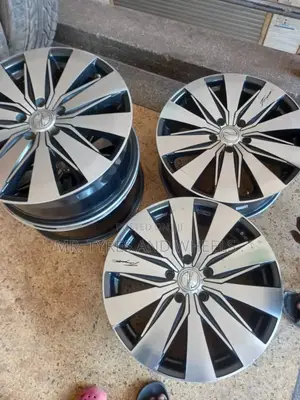 Car Sport Rims Size 18.