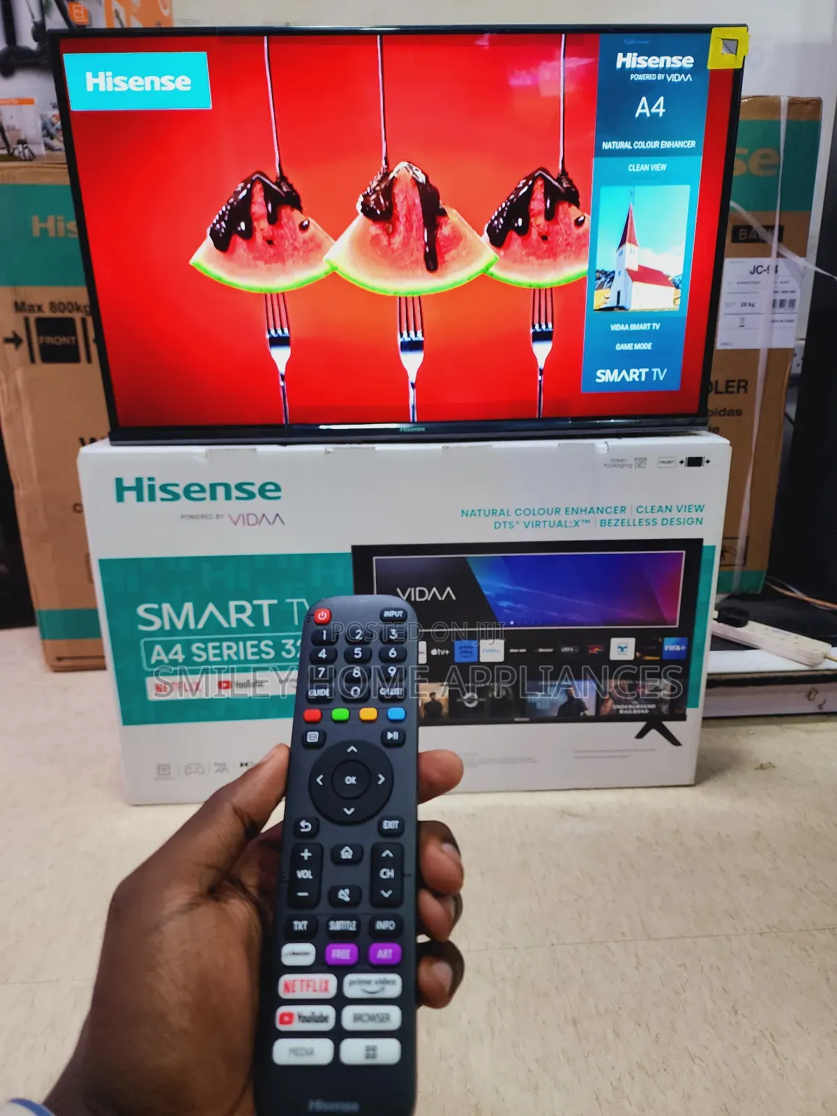 32inches Hisense Flameless Smart Tv