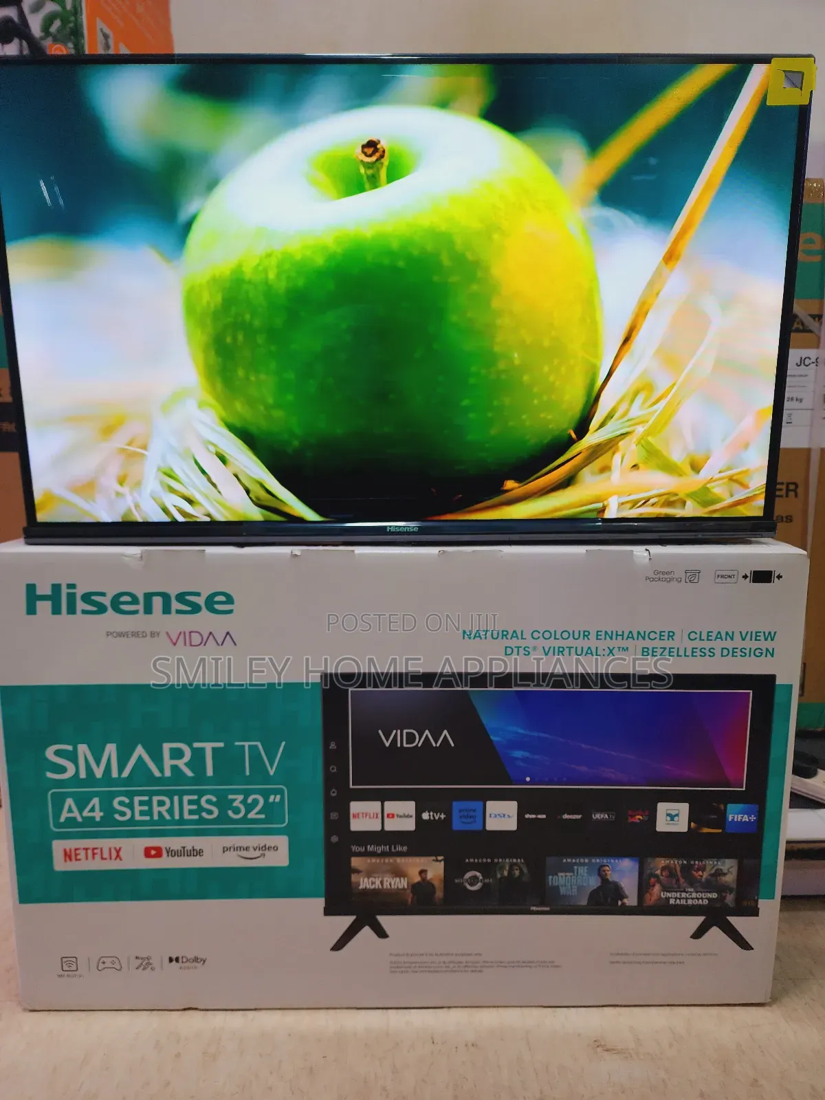 32inches Hisense Flameless Smart Tv