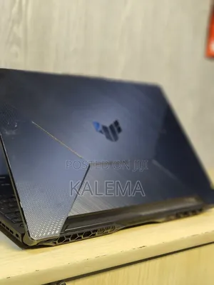 Laptop Asus TUF Dash F15 16GB Intel Core i7 SSD 512GB