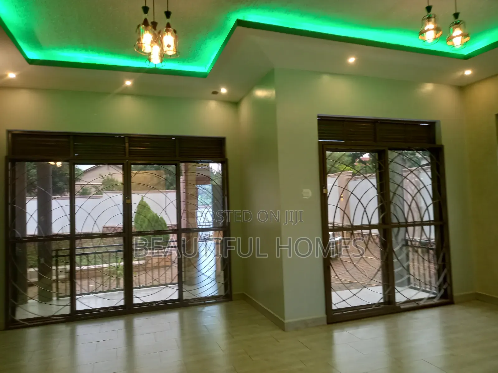 Furnished 4bdrm House in Kira for sale