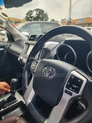 Toyota Land Cruiser Prado 2.8 D-4D 2016 White
