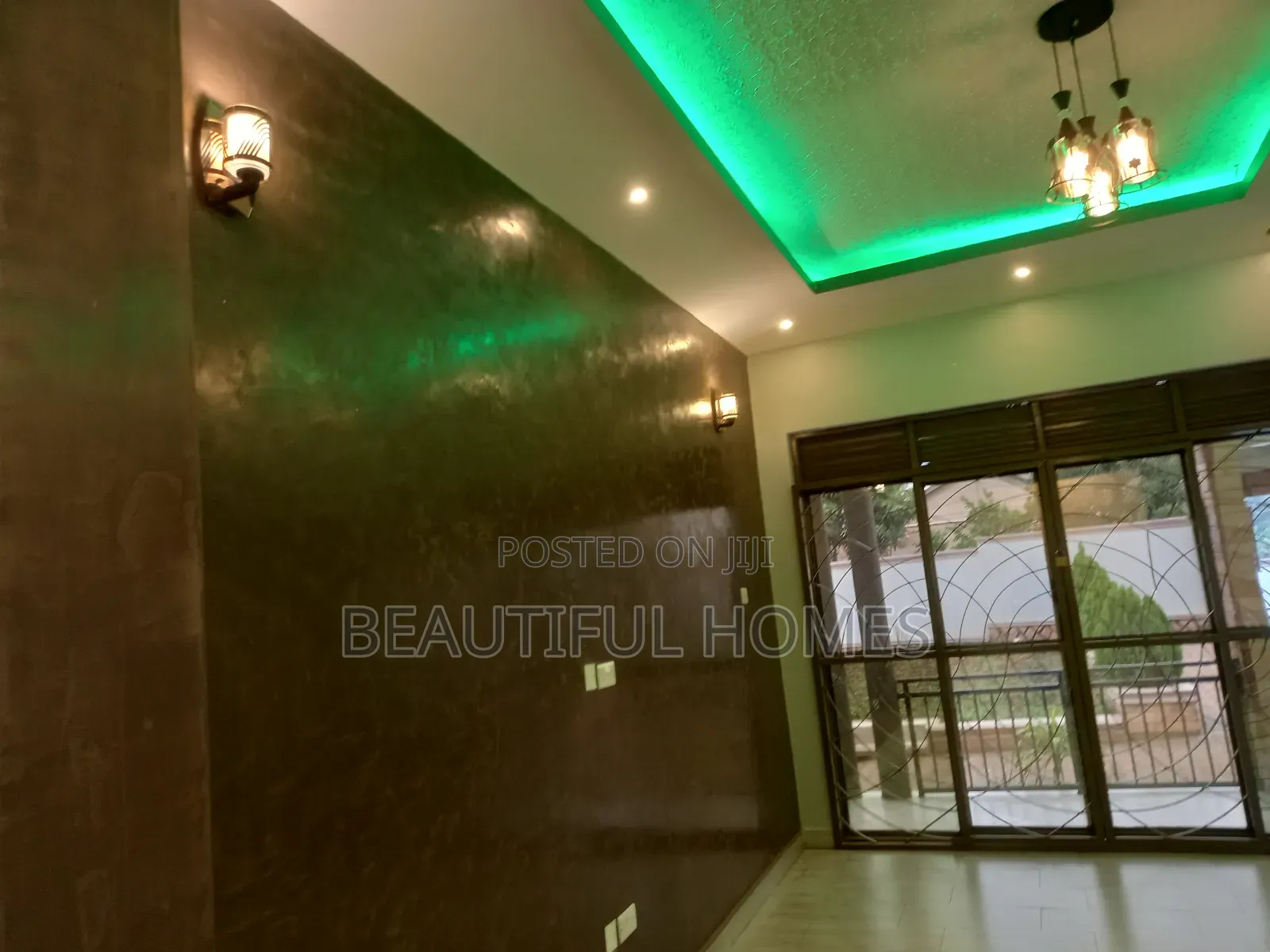 Furnished 4bdrm House in Kira for sale