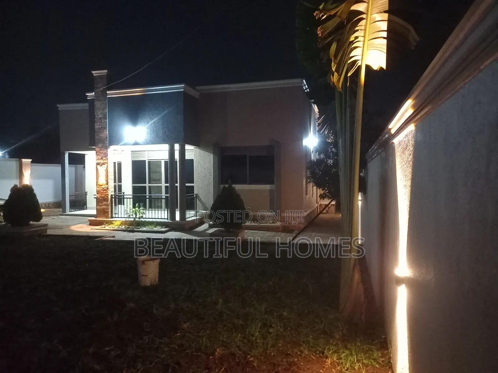 Furnished 4bdrm House in Kira for sale