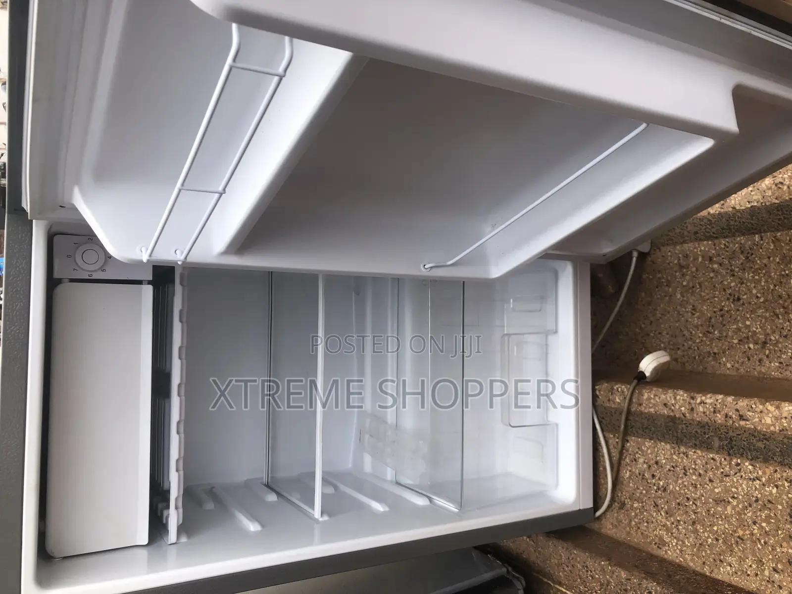 Smartec 120liters / Refrigerator/ Fridge