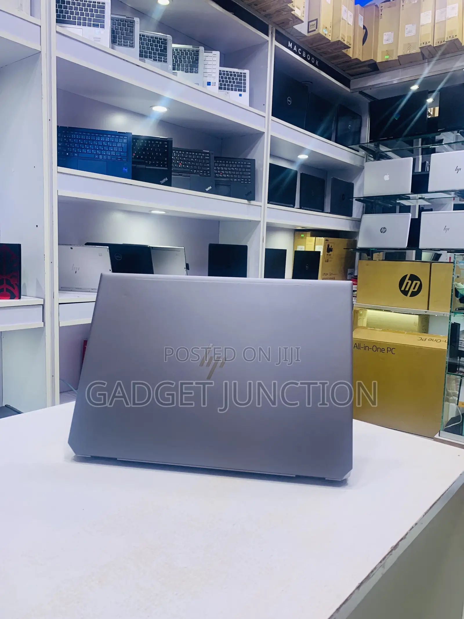 New Laptop HP ZBook Studio G5 16GB Intel Core I7 SSD 512GB