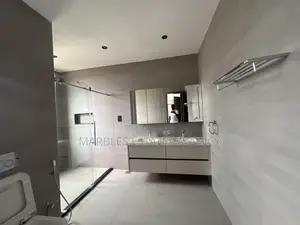 Furnished 4bdrm Apartment in Bugolobi, Central Division for rent
