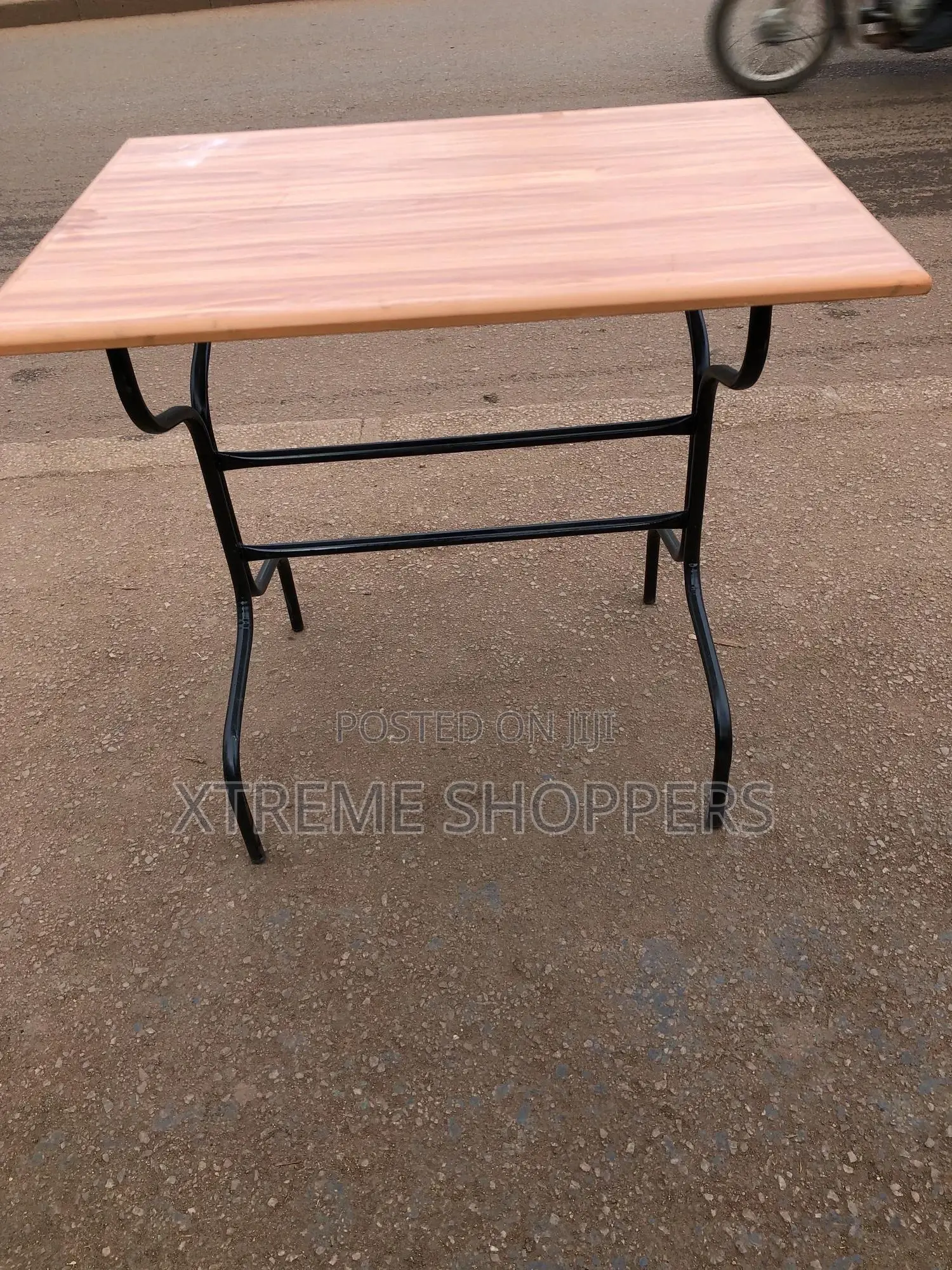 Affordable Perfect Prices/ Restaurant Tables /Bar Tables