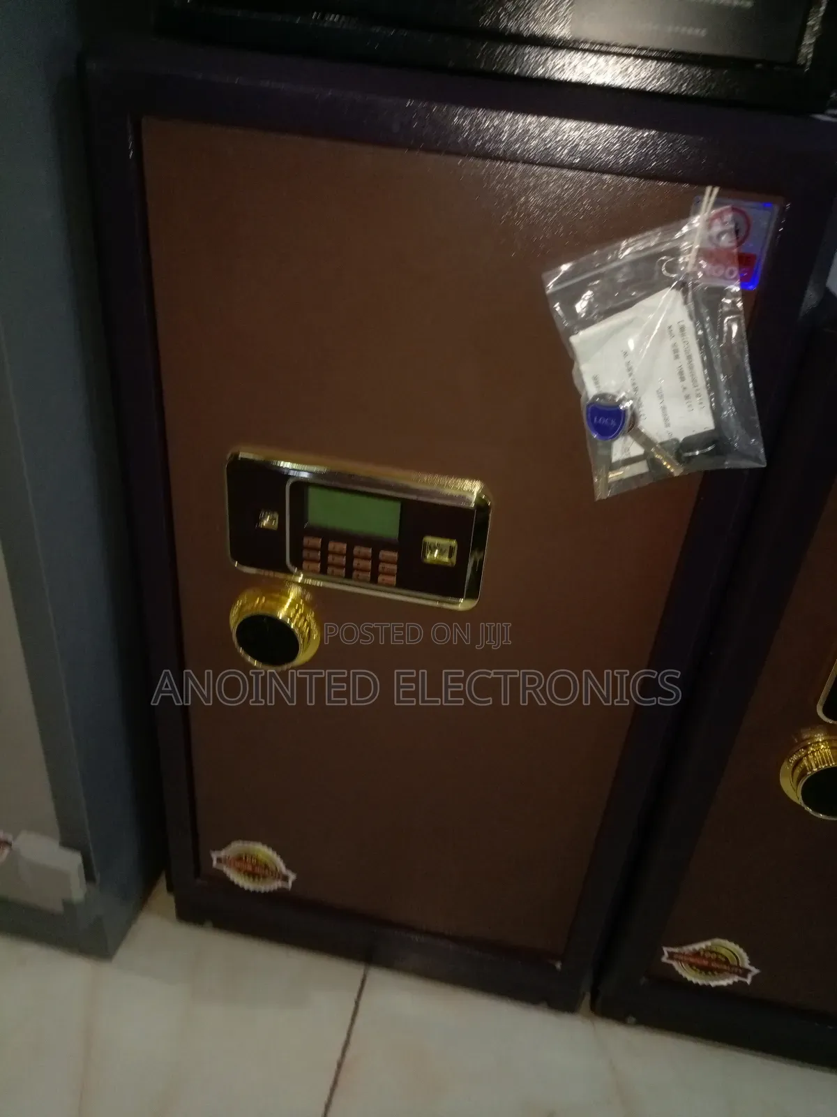 Safe Cash Box