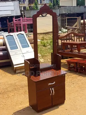 Incredible Dressing Mirror
