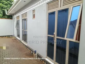 3bdrm Apartment in Kasubi Town Along, Rubaga for sale