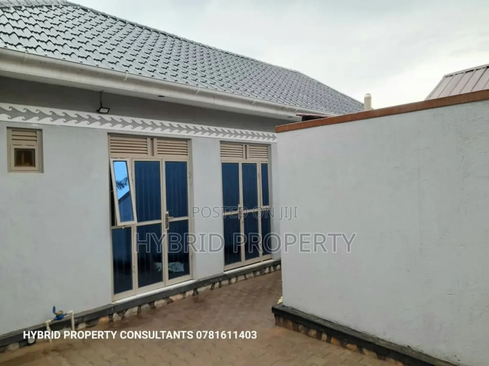3bdrm Apartment in Kasubi Town Along, Rubaga for sale