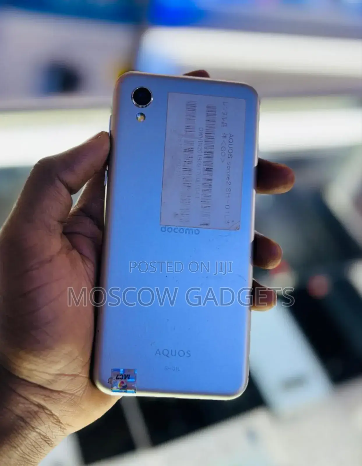 Sharp Aquos Sense 2 SHV43 32 GB Silver