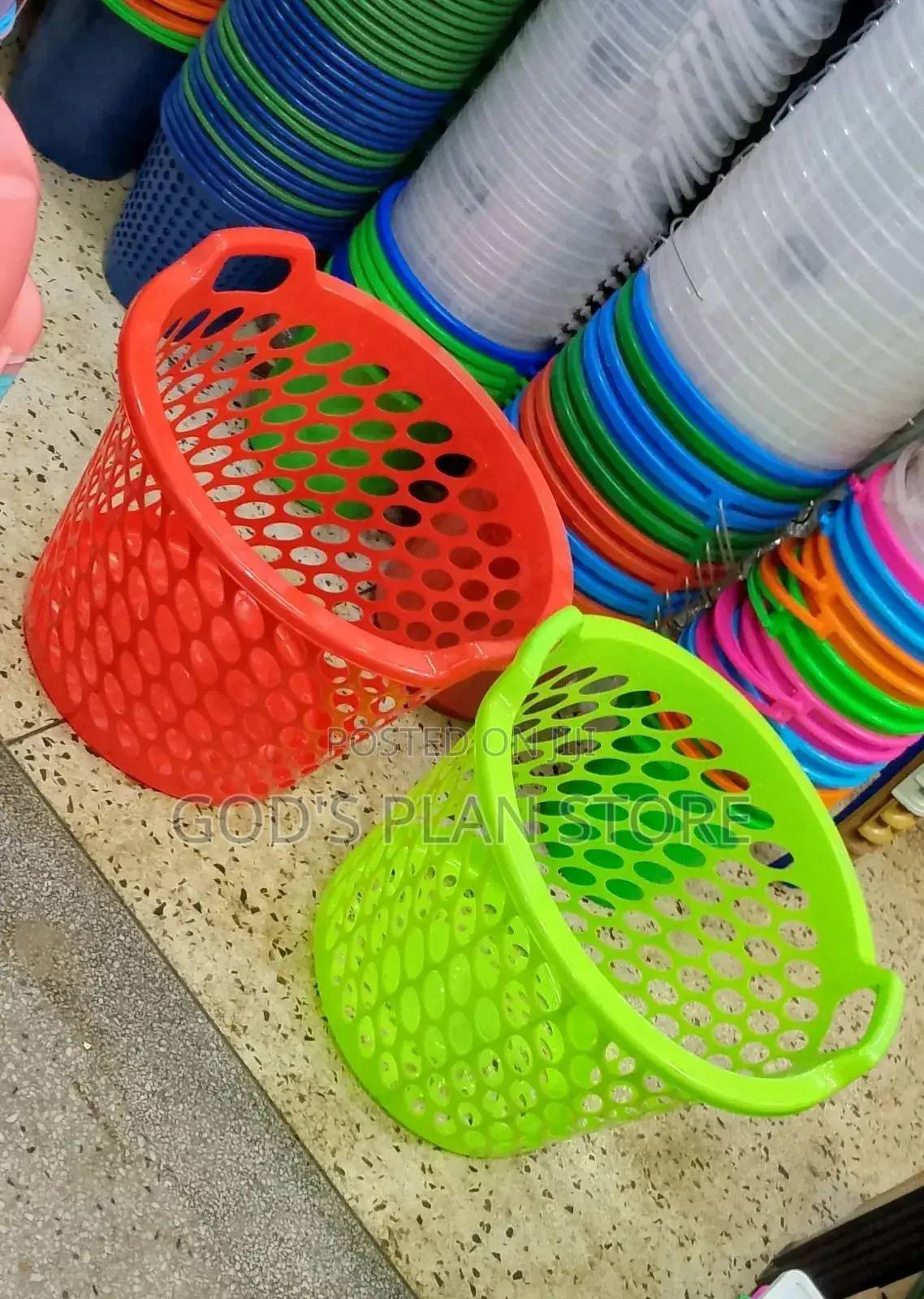 Loundary Baskets Open