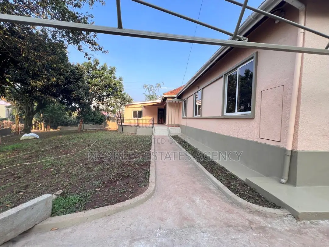 Furnished 5bdrm Apartment in Mbuya, Central Division for rent