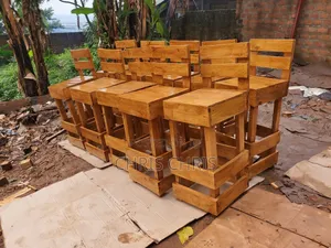 Pallet Counter Stools
