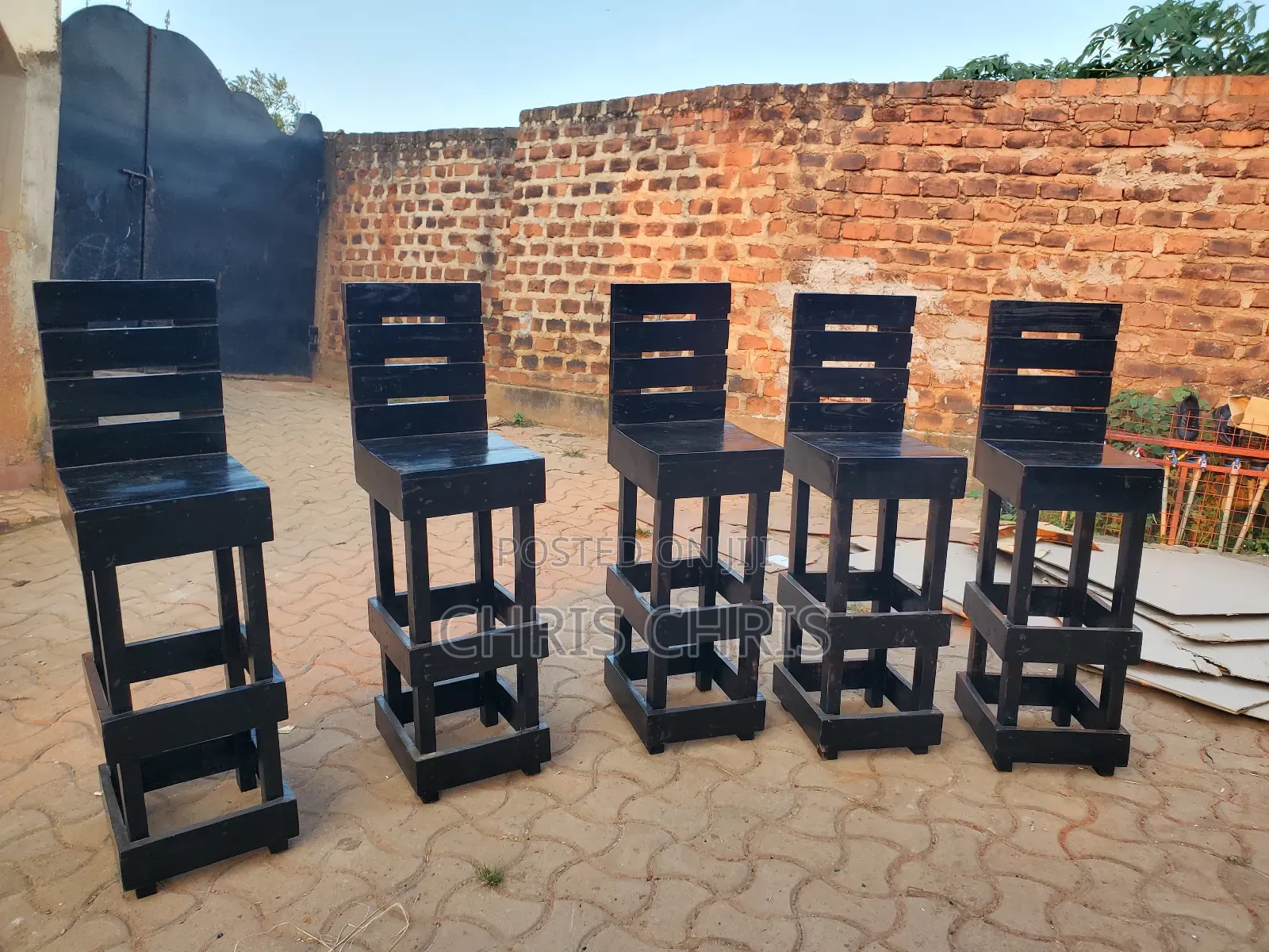 Pallet Counter Stools