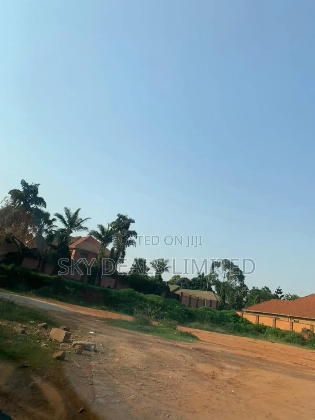 100by100ft Plot on Sale in Buwate