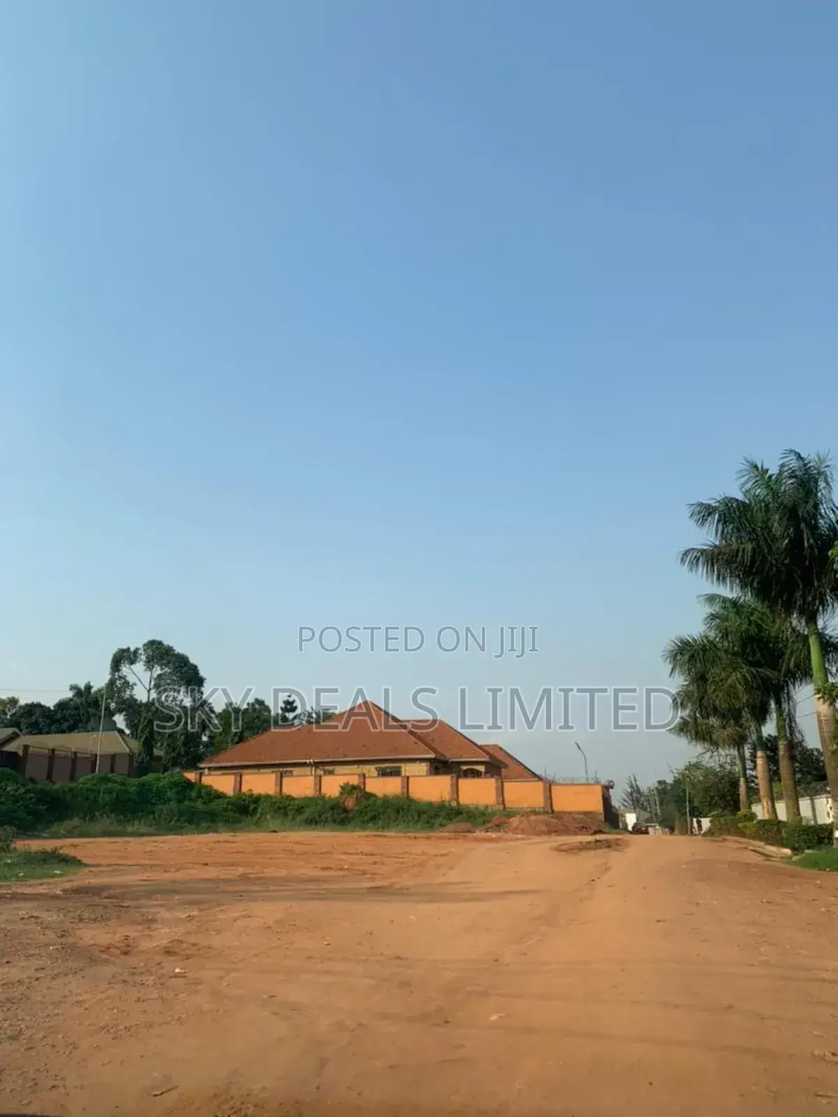 100by100ft Plot on Sale in Buwate